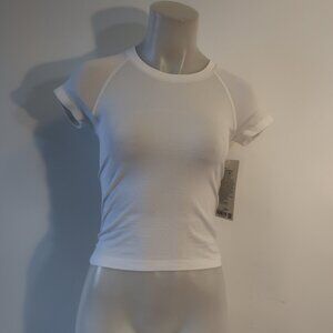 NWT Womens Lululemon White Swiftly Tech Short Sleeve 2.0 Race Activewear Top 2